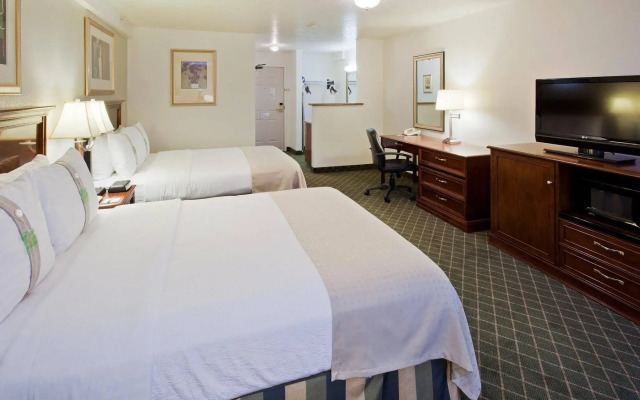 Holiday Inn Redding by IHG