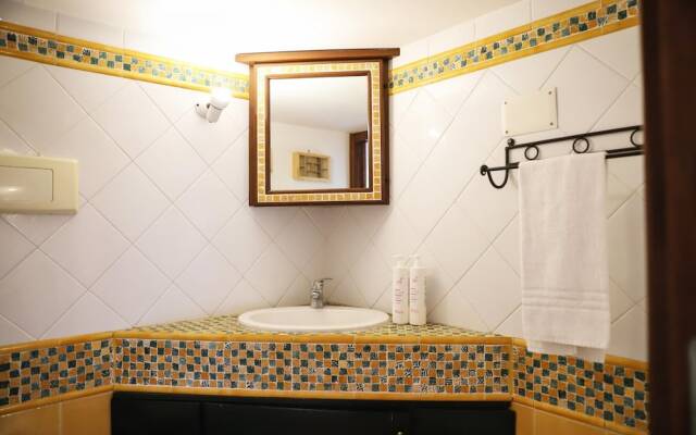 Classic Apartment in Bagnoli by Wonderful Italy