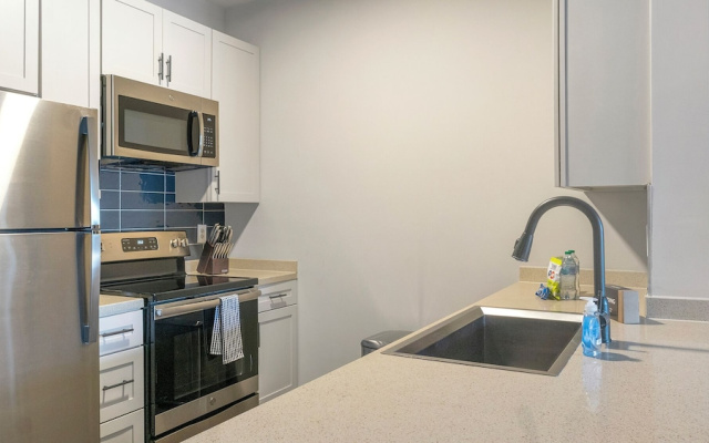 Landing Apartments Raleigh - North Hills