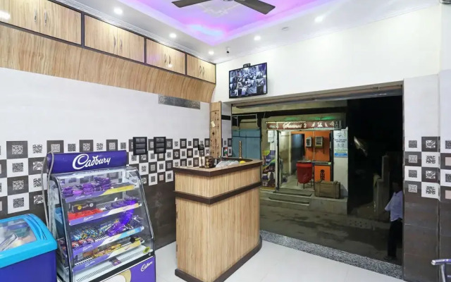 OYO 25018 Saanvi