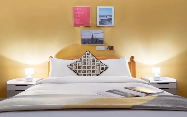 The Southwick Sanctuary - Large & Modern 6bdr with Terrace