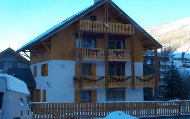 2 Rooms Mountain Area 4 People 3 Exposed South
