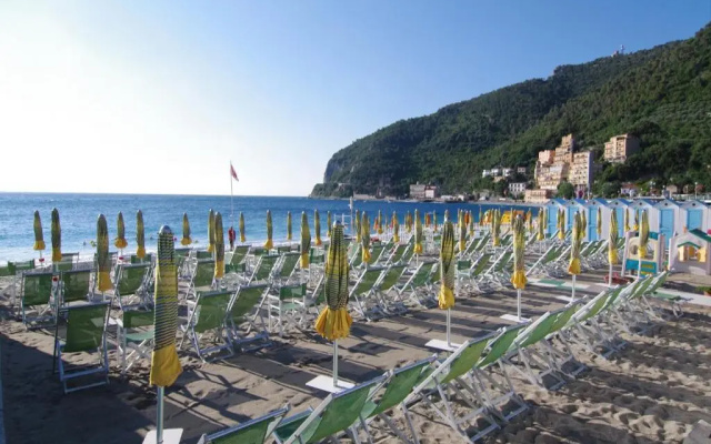 Hotel Madri Pie Noli