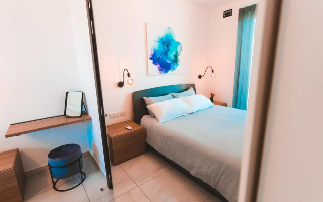 Ideal Location, Stylish 1BR Apartment with Free Parking