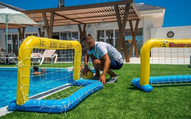 Camping Sol De Calpe Austral Caravan Park