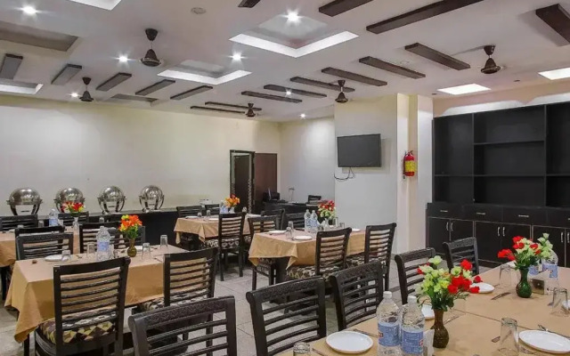 Hotel Maa Gayatri India