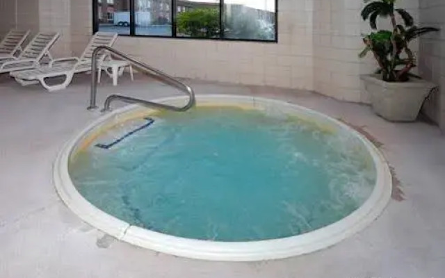 Days Inn Flint / Bishop International Airport