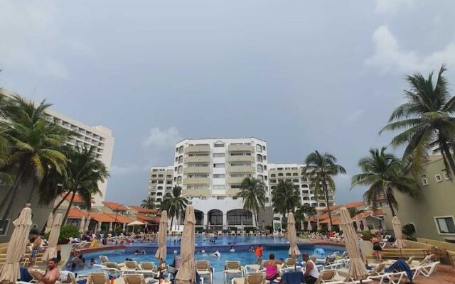 Condominio 01 recamara Enna Inn Ixtapa