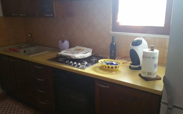 Artistika Golden Apartment