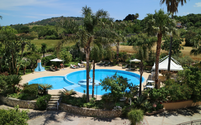 La Bussola Hotel Restaurant