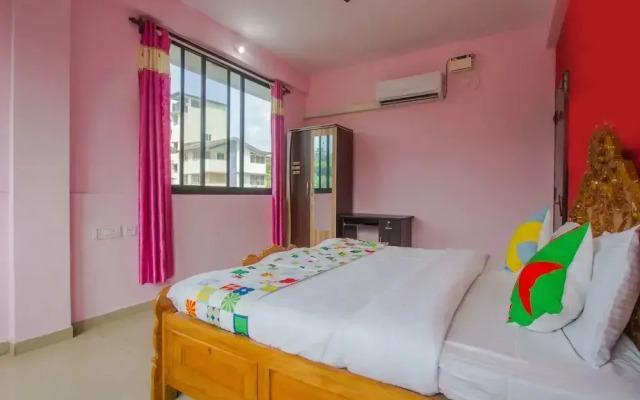OYO Home 18351 Luxurious Stay