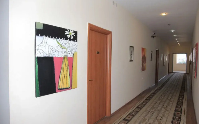 Sea Port Hotel