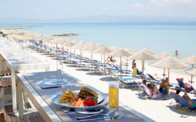 Ammon Zeus Luxury Beach Hotel