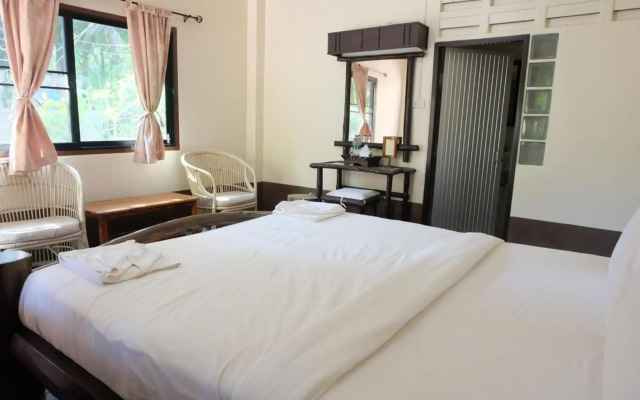 Pakmeng Resort