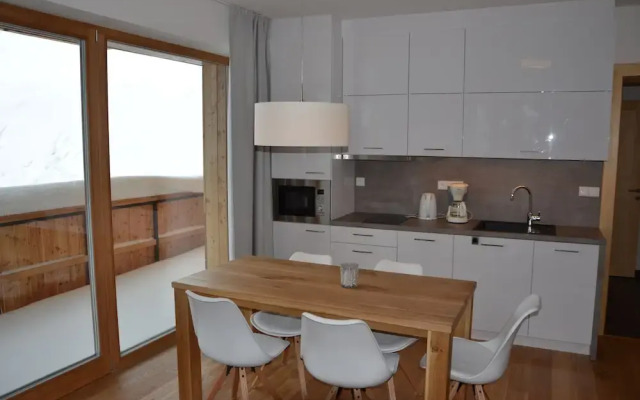 Residence Post