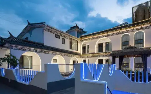 Qiyuan Holiday Hotel (Longkan Pier Branch)