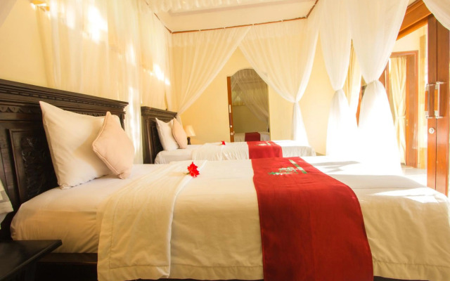 Arya Amed Beach Resort and Dive Center