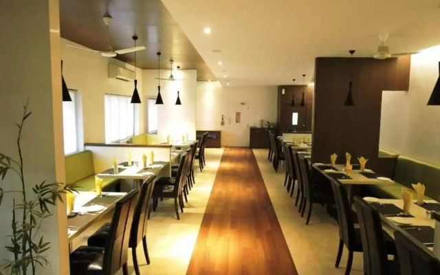 Gayathri Hotel