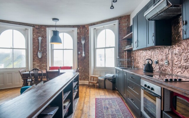 4 Bedroom Georgian Penthouse in Kemptown