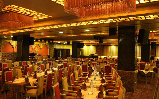 Elite Crystal Hotel