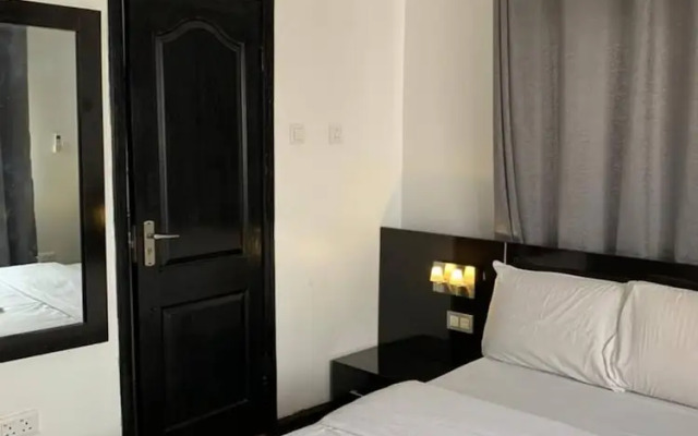 3 Bed Apartment at a Central Location