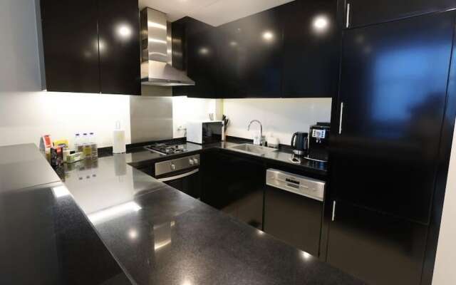 Cozy 1BR Buisness bay Damac Cour Jardin