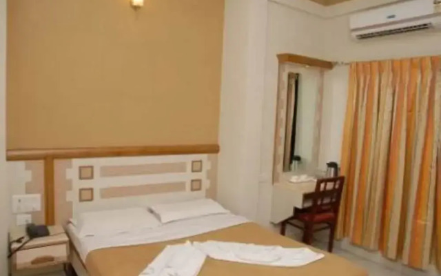 Hotel Manasa Paradise
