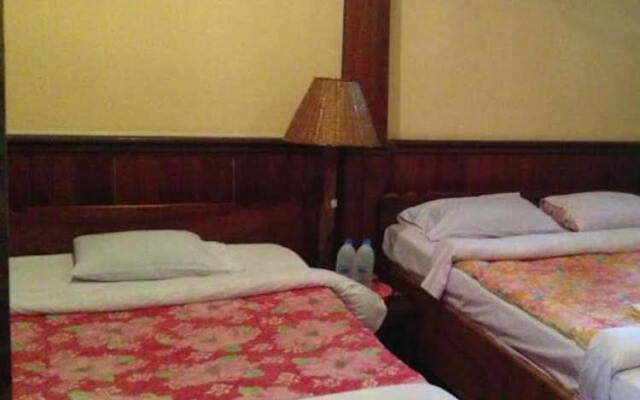 Anouxa Riverview Guesthouse