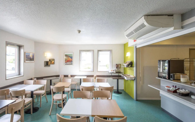 B&B HOTEL Annecy Argonay