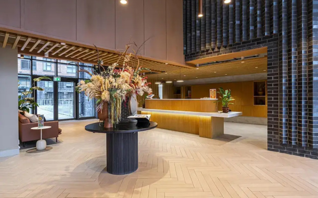 Superb Flat With Community Vibe