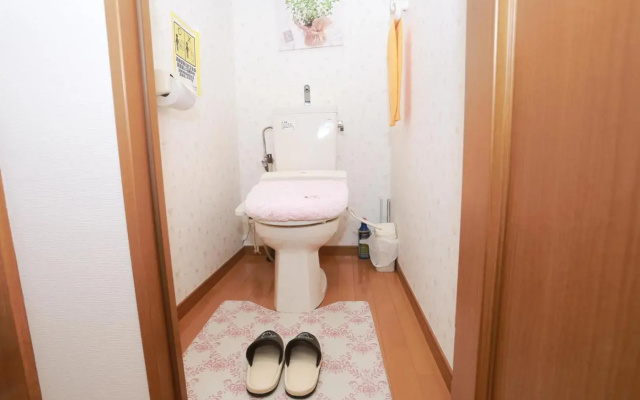Shinjuku Sunrise Apartment