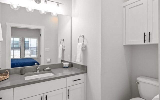 The Ricardos Joint With Hot Tub