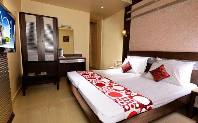 Hotel Navaratna