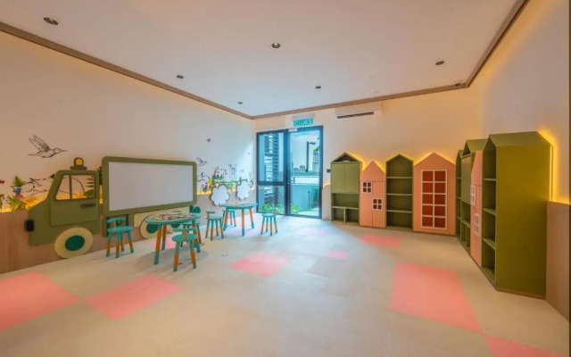 Greystone Scarletz Suites