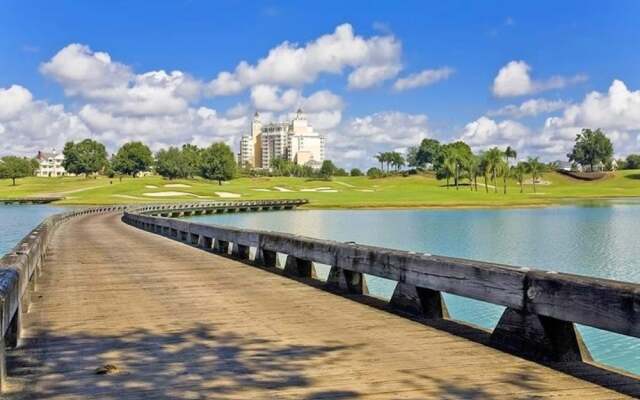 W216 - 5 Bedroom Luxury Villa Near Disney