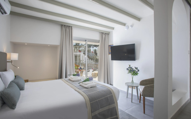 Leonardo Plaza Cypria Maris Beach Hotel & Spa