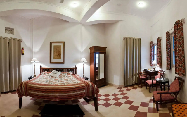 Neemrana's - Hill Fort - Kesroli