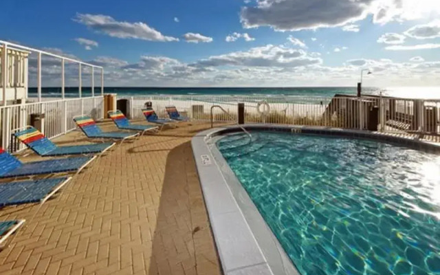 Tropic Winds Condominium