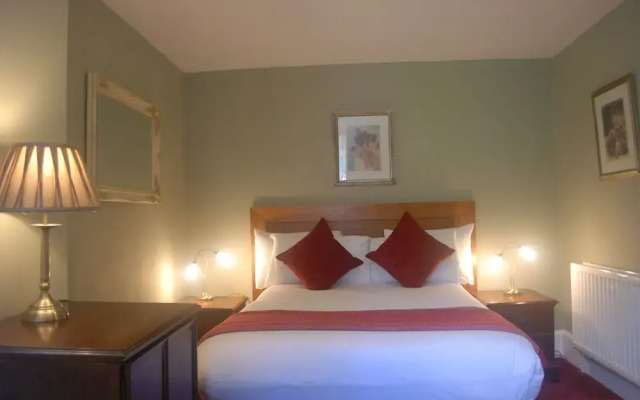 The Radnorshire Arms Hotel