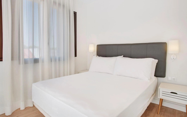 Apartamentos Metrópolis Sevilla