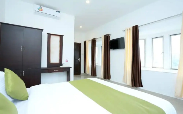 OYO 14328 Hotel Rv Tower