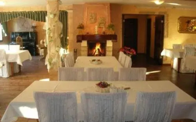Hotel Akropol