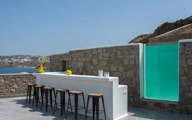 Villa Sapphire 6BR Hot Tub & Pool Ornos