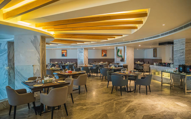 Ramada by Wyndham Cox's Bazar Kolatoli Beach