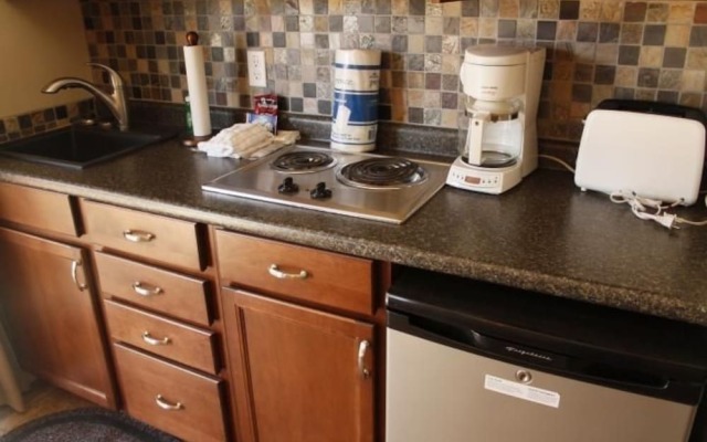 Rumbling Bald Resort