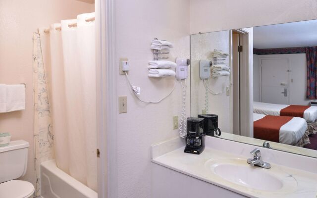 Americas Best Value Inn Wildersville