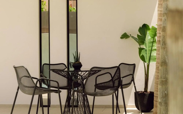 Canale Hotel & Suites