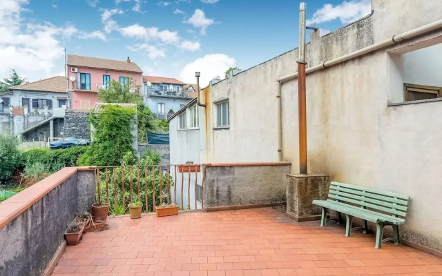 Traditional Holiday Home in Ragalna With Balcony