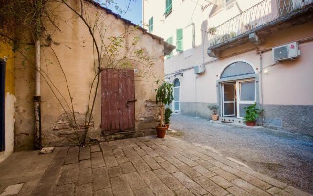 Rock & Wood - Apartment & Room