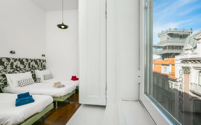 LV Premier Chiado CH3 Views Central AC Lift